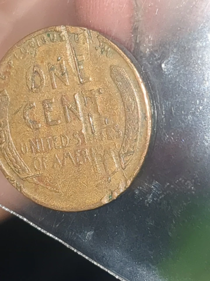 1944 PENNY - ERROR COIN, One-of-a-Kind!   Beyond Rare, FACE SPLIT DOWN FRONT!  - Image 3 of 4