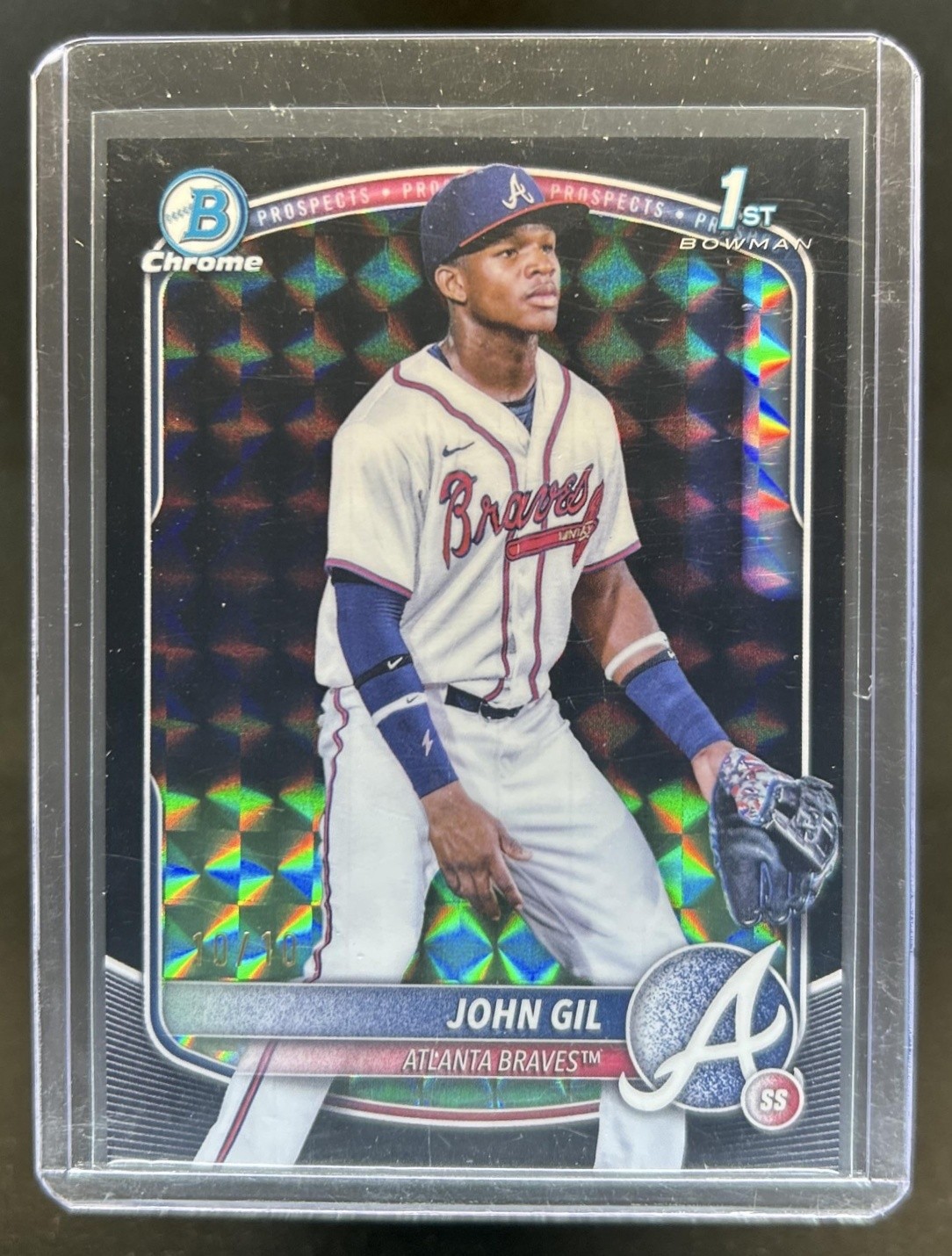 2025 Bowman Chrome John Gil Black Geometric Refractor 1st Prospect #/10 Braves