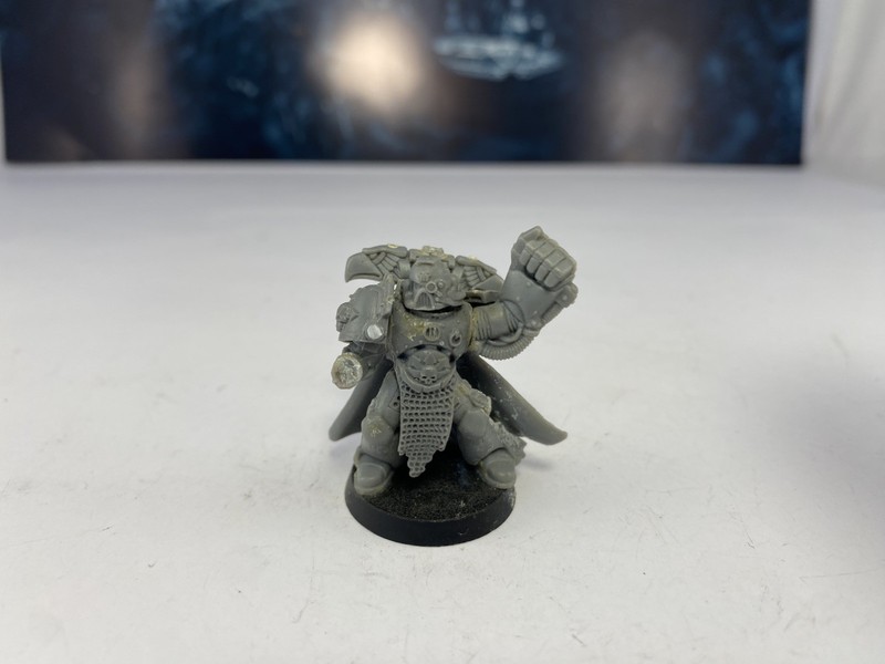 Warhammer 40k space marines space marine captain OOP built GW