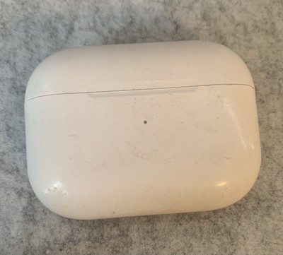 AirPods Pro 2nd Generation Charging Case Only Apple Replacement  A2700 Fair