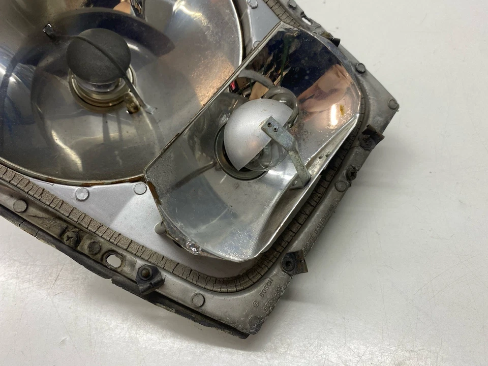 Mercedes W111 W108 W109 W112 Front Scheinwefer EURO Bosch Rund Rahmen Reflektor - Bild 2 von 4