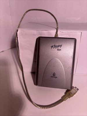 IOMEGA FLOPPY PLUS 7 IN 1 USB POWERED EXTERNAL MEMORY FLASH DISK- Tested&Working