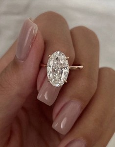 Authentic 4 Ct Oval Cut VVS1 Moissanite Solitaire Engagement Ring White Gold Plated