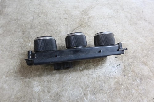 2011-2013 Jeep Wrangler JK OEM AC Heater Climate Control 55111170 - Picture 5 of 7