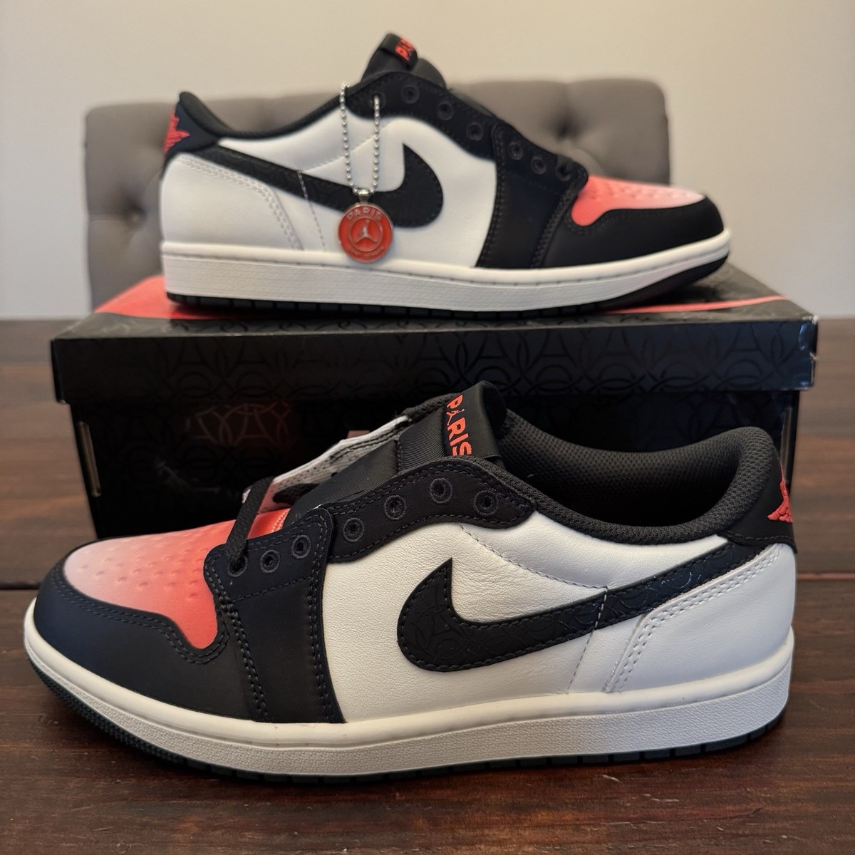Jordan 1 Retro Low OG PSG Paris Saint-Germain Sz 8 Mens (Women's