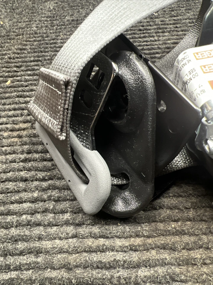 OEM Mopar ZF30BD5AD Front Outer Seat Belt - Image 3 of 4