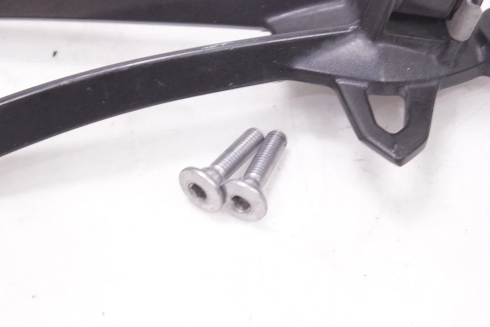 08-10 KAWASAKI NINJA ZX10R OEM CLAVIJA TRASERA DERECHA PASAJERO Foto 2 de 4