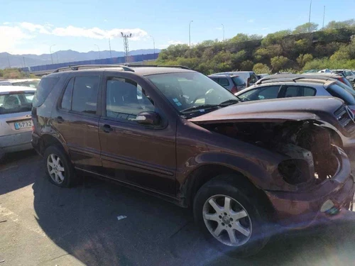 Linker Frontflügel für MERCEDES-BENZ CLASE ML (BM 163) 270 CDI (163.113 1353031 - Bild 5 von 8