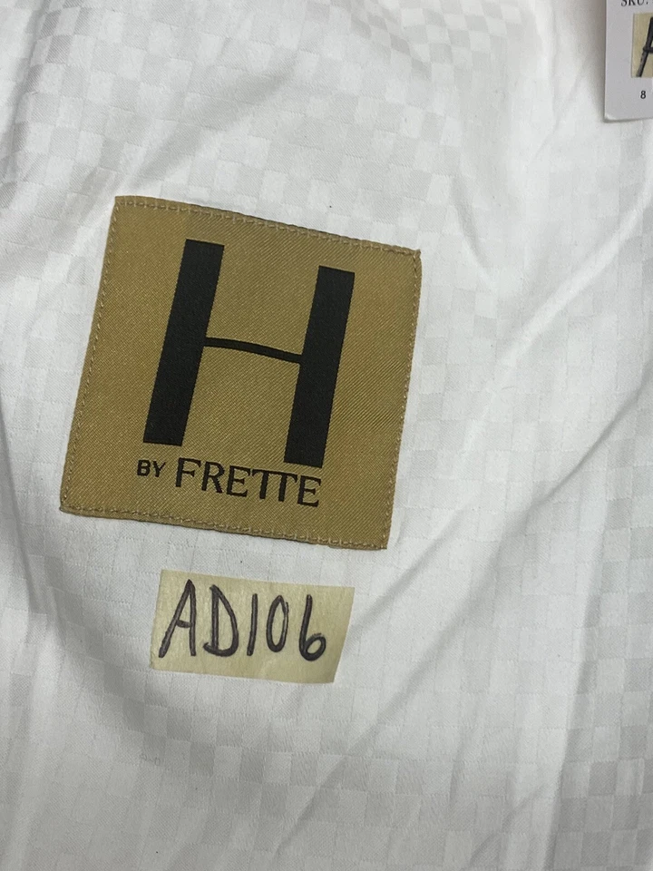H by Frette Checkered Sateen Flat Sheet Twin White New - Image 3 of 4
