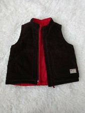 Gap Vest Toldder boy Size 2T corduroy and puffer reversible exelente conditions