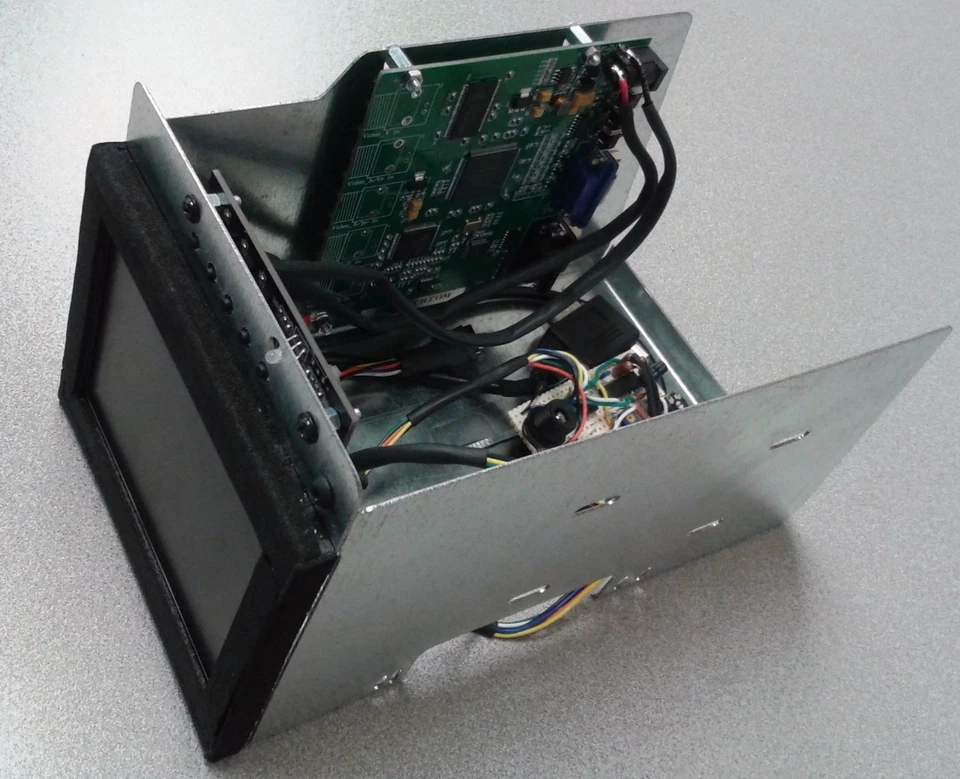 LCD monitor upgrade Nortel NT0J62BA Local Test Cabinet Model 3703 with Cable Kit - Image 3 of 4