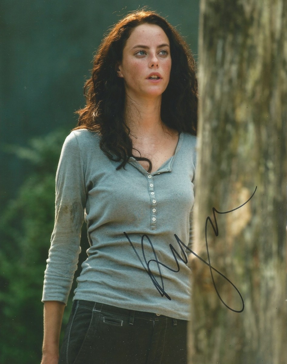 カヤ・スコデラリオ直筆サイン入り超大型写真…Kaya Scodelario…メイ カヤ・スコデラリオ直筆サイン入超大型写真…Kaya Scodelario
