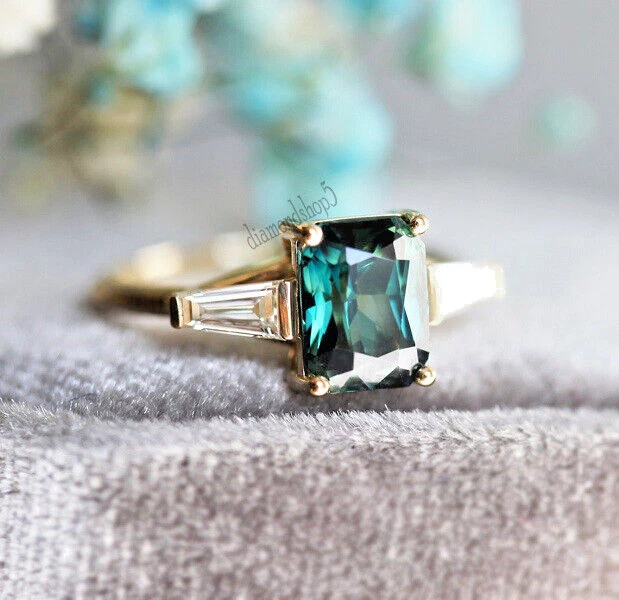 Radiant cut deals aquamarine ring