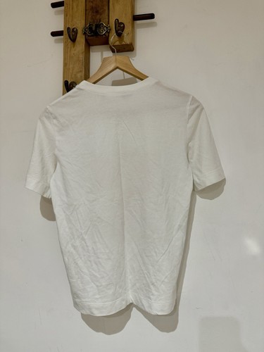 T-shirt Love Moschino bianca viola fulmine vestibilità rilassata logo S XS UK 8 - Foto 4 di 5