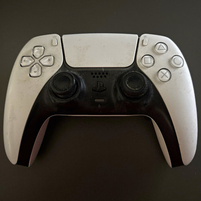 Sony DualSense Wireless Controller für PlayStation 5, Weiß/Schwarz scuf