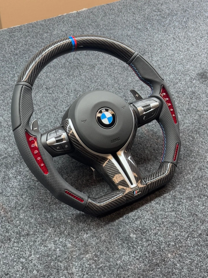 Руль из углеродного волокна для BMW F20 F22 F30 F32 X1 X2 X3 X4 X5 X6 M2 M3 M4 - Изображение 4 из 4