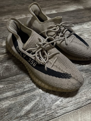 adidas Yeezy Boost 350 V2 Beige/Black Low Top Primeknit+ Lace Up Boost
