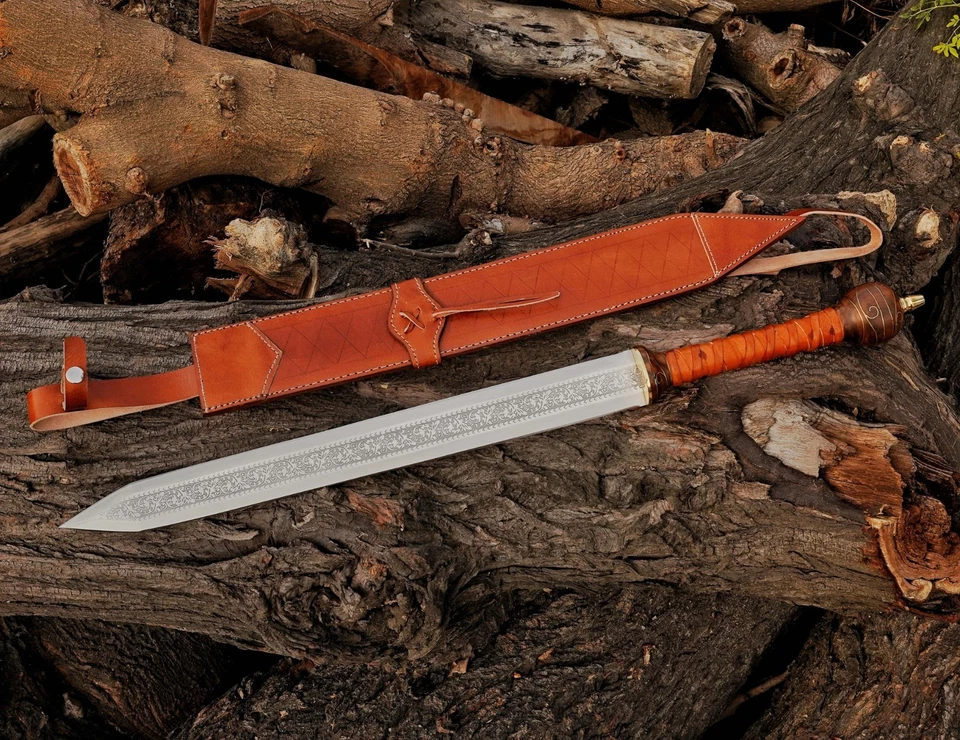 Espada medieval de caza vikinga grabada gladiatra de 31 pulgadas mango tallado con funda Foto 2 de 4