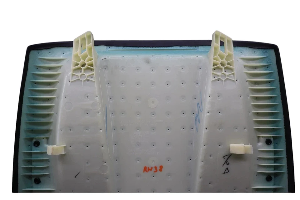 12-19 Mercedes X166 GL450 ML63 AMG Front Right Seat Back Cover Panel OEM - Image 4 of 4