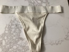 Skims FITS EVERYBODY ribbed Thong Color bone Size small