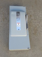 SIEMENS NF354 Heavy Duty Nonfused Disconnect Switch Box 200A 600VAC 3PH