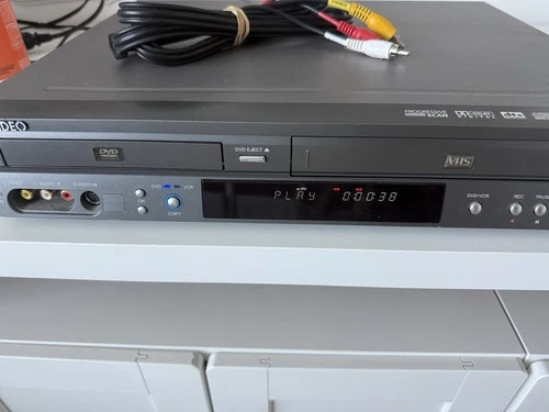 Go Video VR3840 DVD Recorder VCR VHS Player Combo - Thumbnail 3