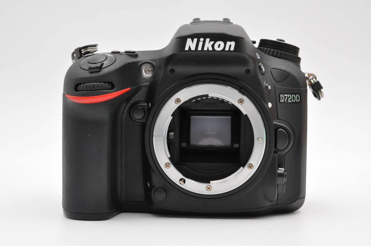 Mint Nikon Nikon D7200 24.2 MP Digital SLR Camera SLR Body