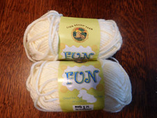 2 SKEINS LION BRAND FUN YARN, 3.5 OZ TOTAL, CREAM