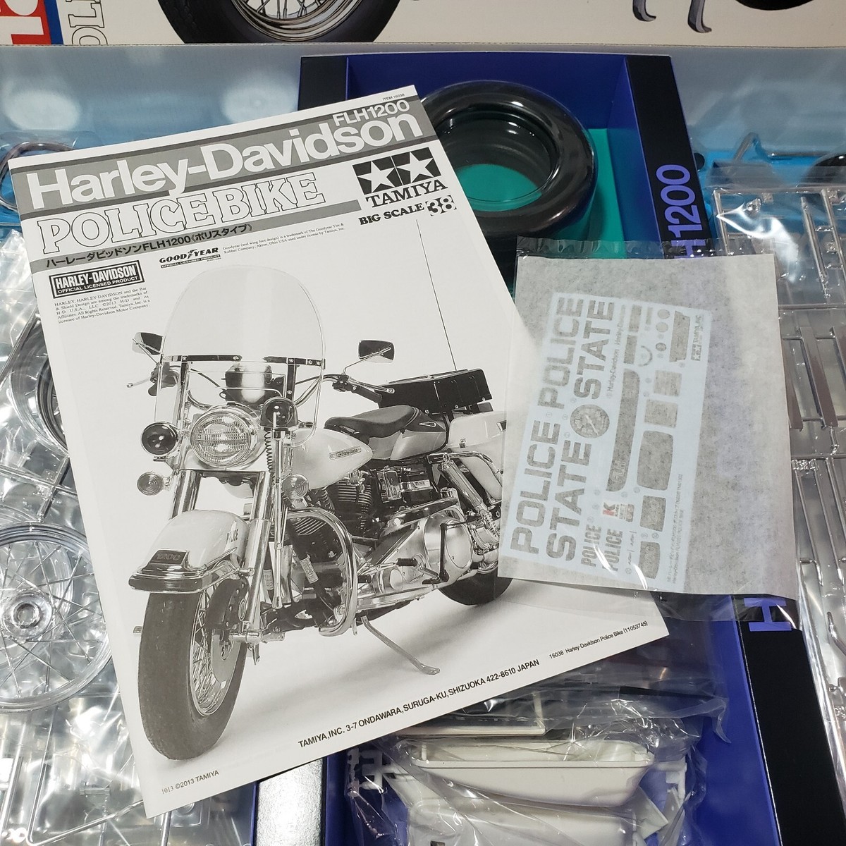 Tamiya Harley-Davidson FLH1200 ポリスバイク 模型 Harley Davidson Flh1200 Police Bike / Tamiya USA