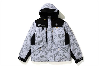 A Bathing Ape Men S pe Down Jacket Hoodie pdnm7375xaf White Camo Japan New Ebay