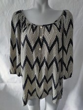 GLAM Black & White Chevron Print Scoop Neck Blouse Top Size M Made in USA