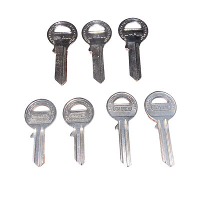 Assorted Disc Lock Keys U-Haul , Abus Padlock - lot of 6