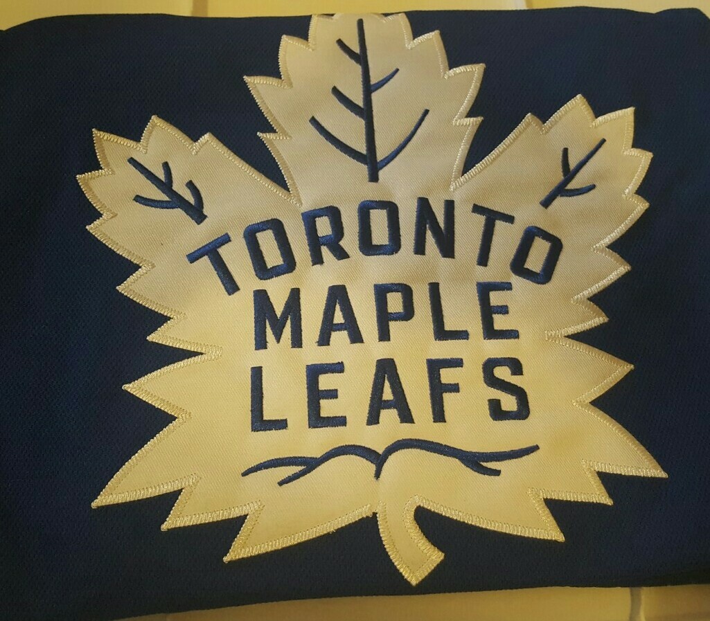 Adidas Men's Toronto Maple Leafs #34 Matthews Authentic NHL