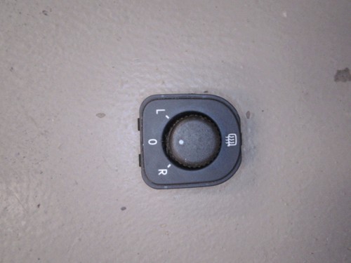 Schalter Spiegelverstellung Vorne Rechts VW Passat Variant 2.0 TDI Bj 2007