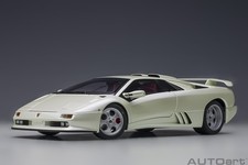 AUTOart 1:18 Lamborghini Diablo SE30 Jota Balloon White Model Car