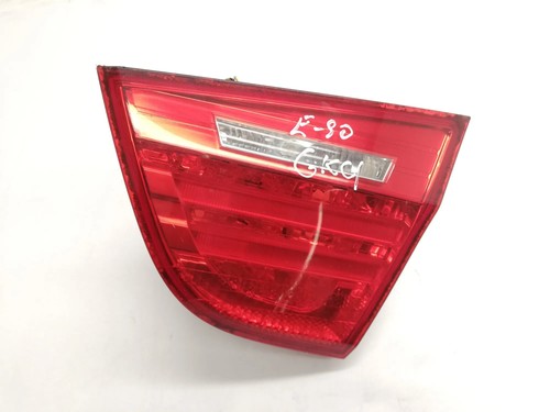 BMW 3 E90 318 D Rechts Heck Rücklicht 7154156 2.00 Diesel 105kw 2010