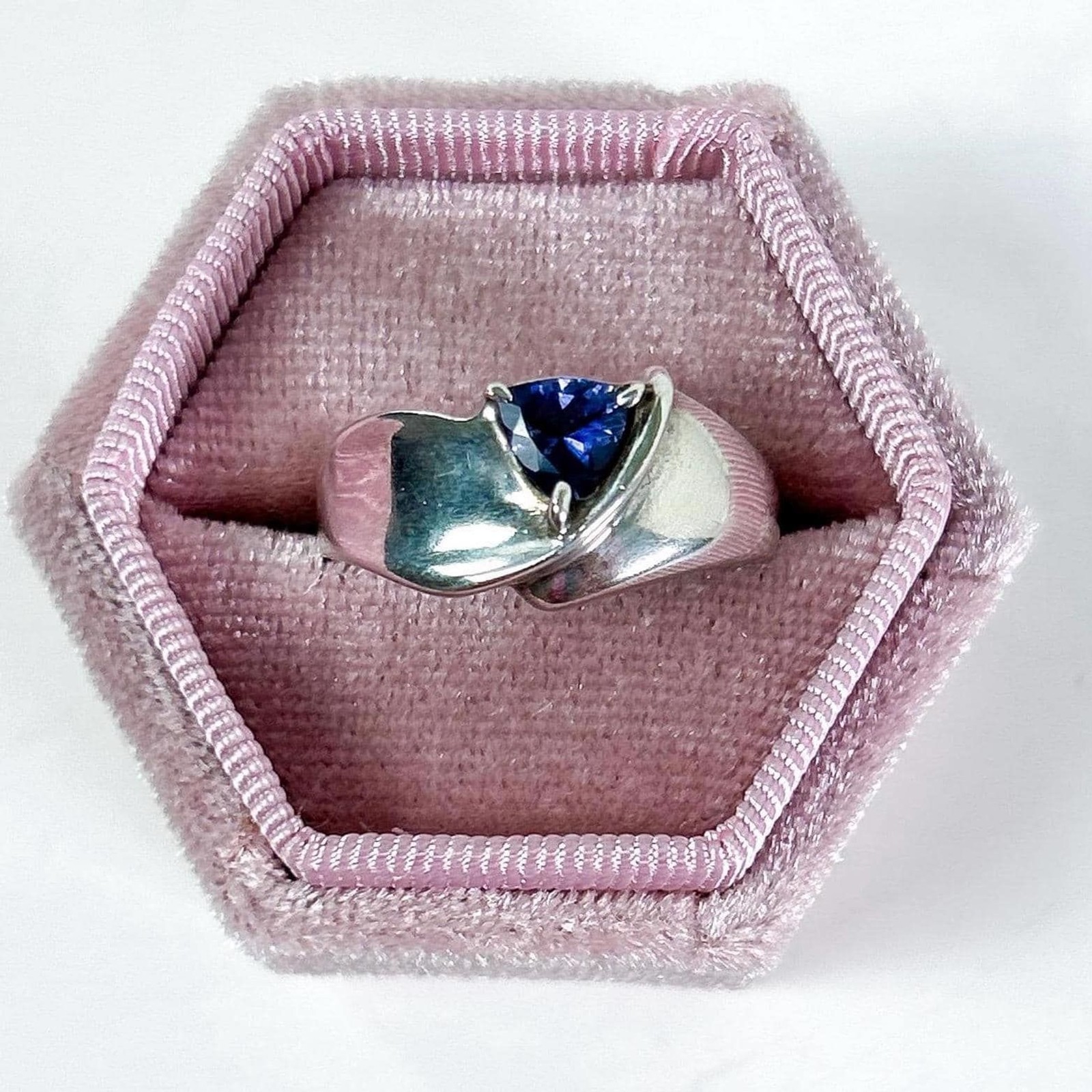 Large Violet Gemstone Statement Ring | Vintage St… - image 1