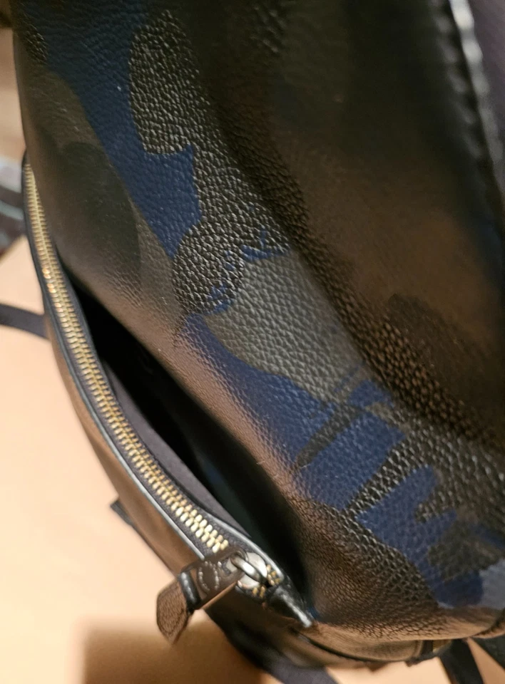 Mochila Coach Metropolitan Suave Estampado Camuflaje 69353 Cuero Guijarro Foto 3 de 4