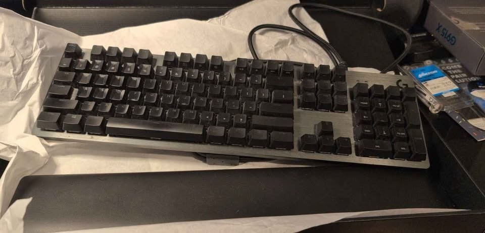 Logitech G513 Wired Keyboard   920-008924 - IGX Brown Switch