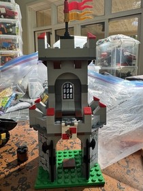 LEGO Kingdoms Castle Outpost Attack 7948 (2010)