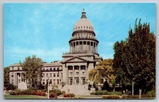 Vintage Postcard- State Capitol Building Boise Idaho ID dome