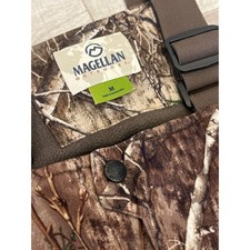 Magellan Outdoors Kids Camo Insulated Bib Overalls Size Medium Hunting Outdoor