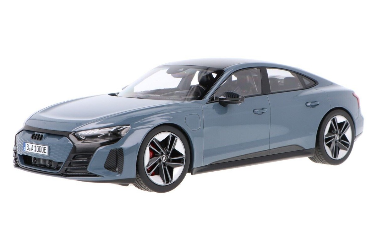 ノレブ NOREV 特注品 アウディ Audi e-tron 1/18 NOREV,AUDI RS e-tron GT 2021 Grey metallic - Limited to 200 copies