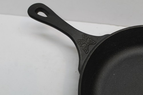Pioneer Padella Farfalla Donna 9" in Ghisa Doppio Beccuccio -NUOVA - Foto 2 di 7