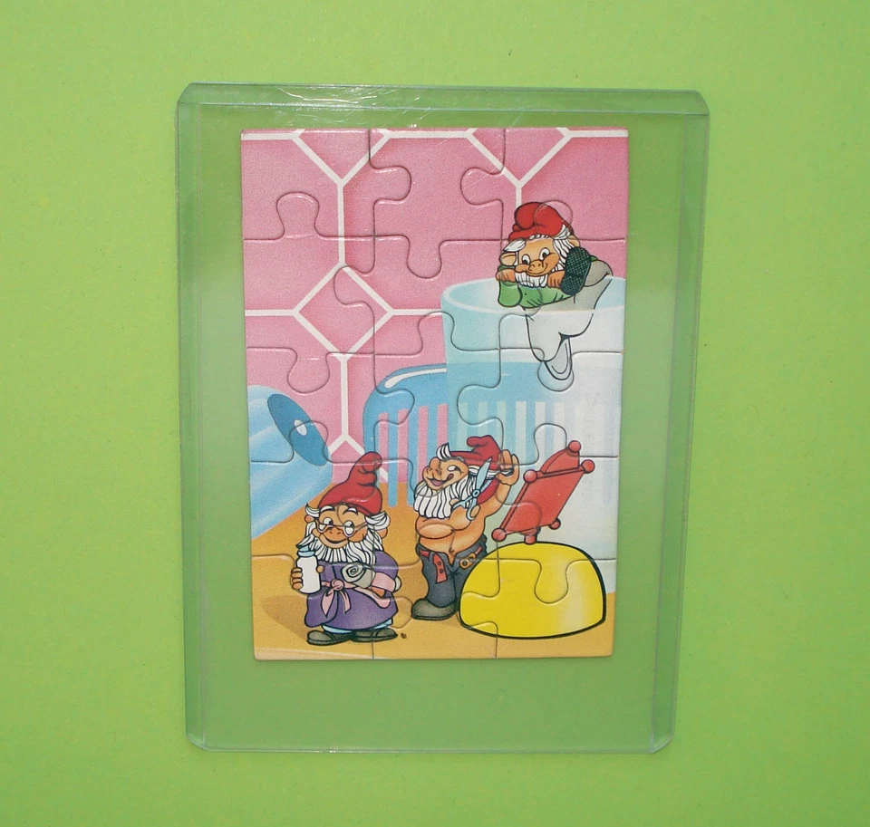 PUZZLE ### DIE BADEZIMMERZWERGE OBEN RECHTS SEHR GUTER ZUSTAND ### =TOP!!! - Bild 1 von 1