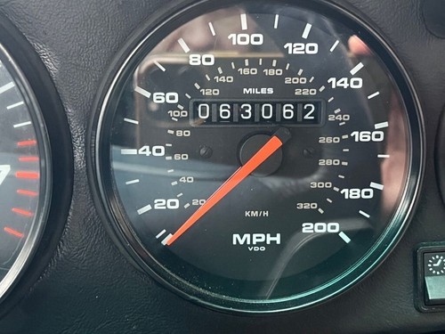 1997 P PORSCHE 911 3.6 993 TURBO COUPE 2DR PETROL MANUAL AWD (376 G/KM, 408 BHP) - Picture 2 of 24