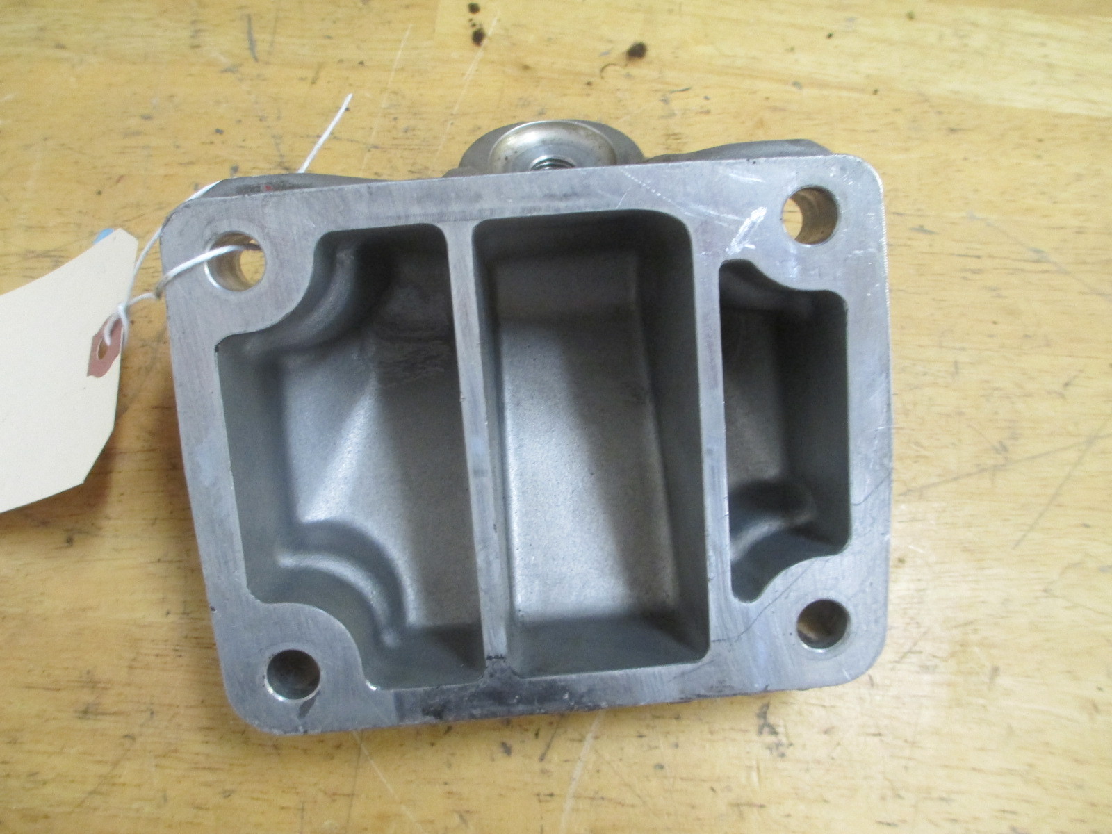 Ferrari 458 - RH Motor / Engine Mount # 255568