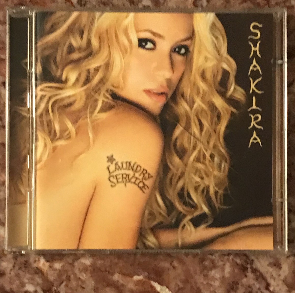 SHAKIRA gorgeous Limited Edition CD LAUNDRY SERVICE Washed and