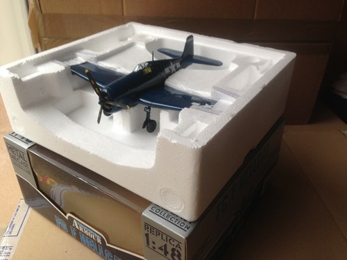 ARMOUR FRANKLIN MINT 1/48 F6F5 HELLCAT US NAVY CGV15 USS ESSEX 98174 B11B312 - Imagen 9 de 10