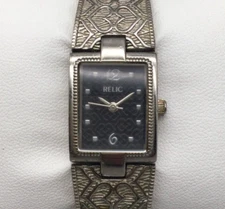 Relic Watch Women 18mm Silver Tone Black Heart Dial Band New Battery 5.75"